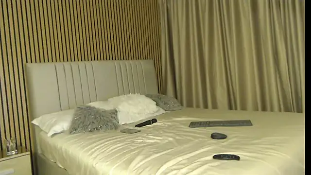 Halie May online show from 03/22/26, 04:30