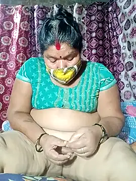 Snapshot of Hot_Falguni chatting on 02/16/25, 03:59 Hot Falguni online show from 02/16/25, 03:59