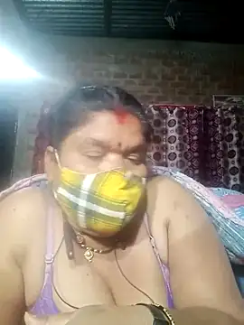 Snapshot of Hot_Falguni chatting on 02/19/25, 04:55 Hot Falguni online show from 02/19/25, 04:55