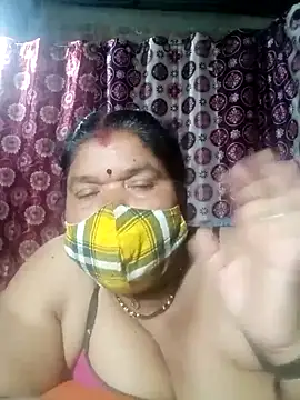 Snapshot of Hot_Falguni chatting on 02/17/25, 08:19 Hot Falguni online show from 02/17/25, 08:19