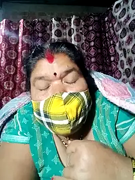 Snapshot of Hot_Falguni chatting on 02/17/25, 01:04 Hot Falguni online show from 02/17/25, 01:04