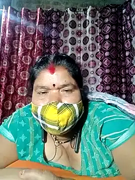 Snapshot of Hot_Falguni chatting on 02/17/25, 04:09 Hot Falguni online show from 02/17/25, 04:09