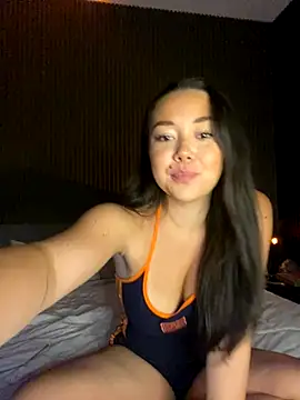 mayakitsune69 online show from 10/26/25, 01:00