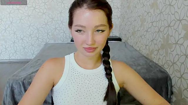 Lissa Cristal online show from 08/04/26, 10:20
