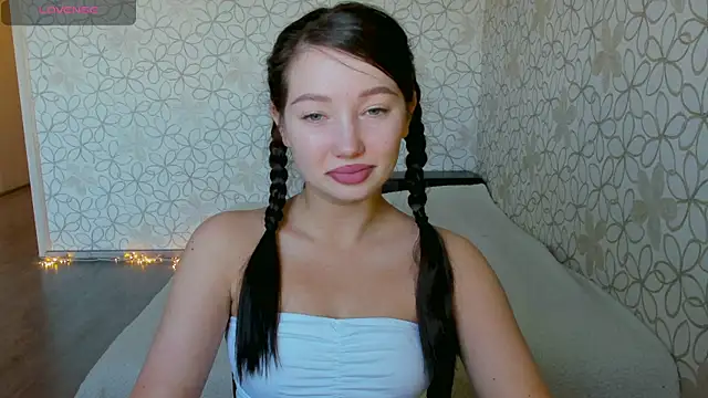 Lissa Cristal online show from 05/19/26, 12:12