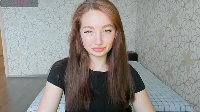 Snapshot of Lissa_Cristal chatting on 09/24/25, 10:33 Lissa Cristal online show from 09/24/25, 10:33