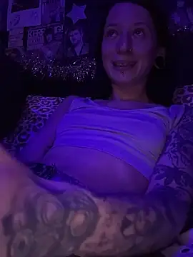 MissMidnightUK online show from 12/21/25, 11:27