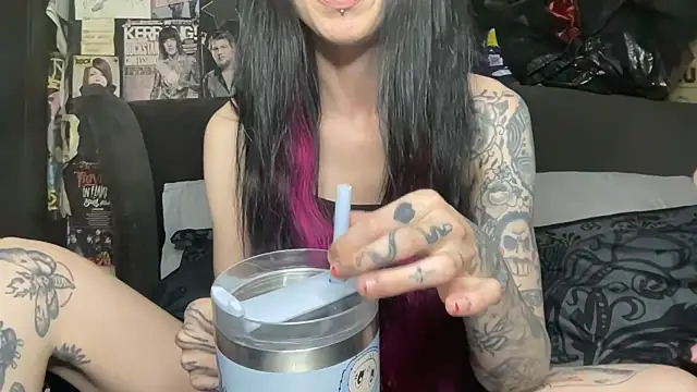 MissMidnightUK online show from 06/05/26, 12:48