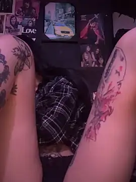 MissMidnightUK online show from 02/05/26, 01:01