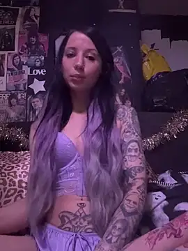 MissMidnightUK online show from 12/05/25, 12:10