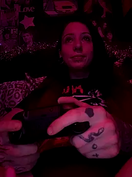 MissMidnightUK online show from 12/03/25, 12:23