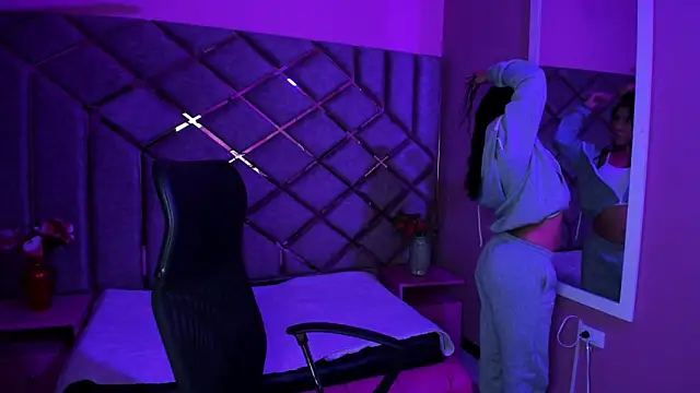 Poly Sasha  online show from 12/02/25, 03:30