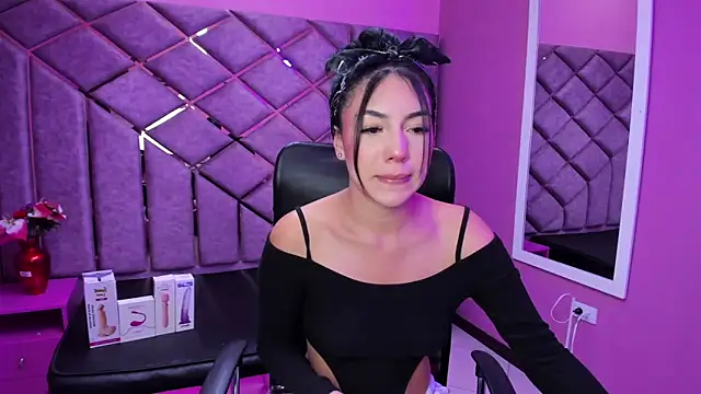 Poly Sasha  online show from 10/08/25, 05:09