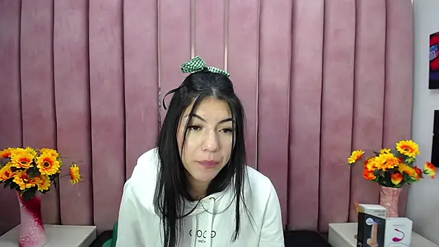 Poly Sasha  online show from 03/18/25, 06:28