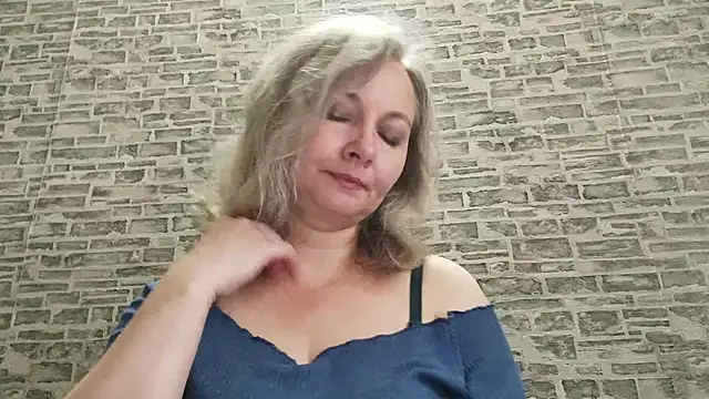 EdithManning online show from 11/20/25, 07:53