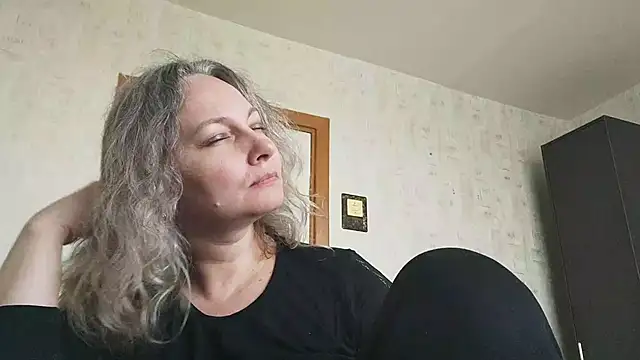 EdithManning online show from 05/07/26, 06:28