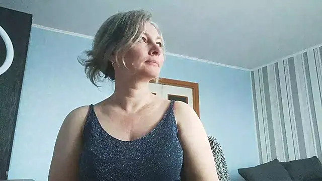 EdithManning online show from 02/02/26, 06:56