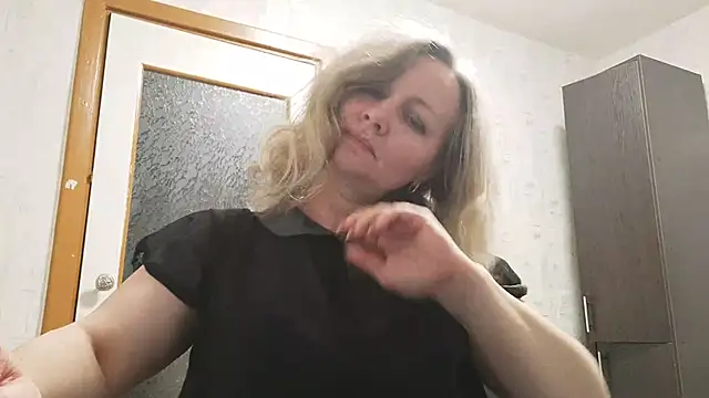 EdithManning online show from 05/21/26, 06:05