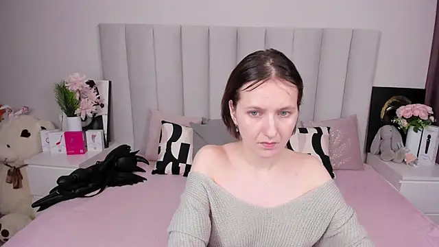 MiaKarlos online show from 05/03/26, 01:22