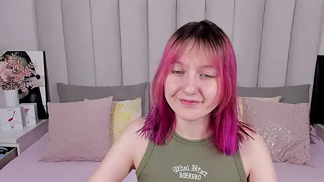 MiaKarlos online show from 03/12/26, 01:44