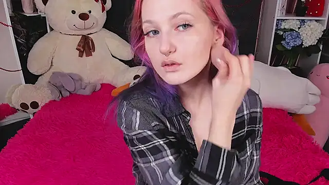 Snapshot of MiaKarlos chatting on 10/28/25, 01:50 MiaKarlos online show from 10/28/25, 01:50