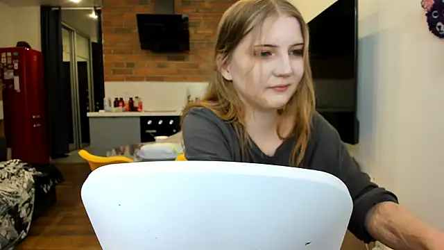 Snapshot of princessaalicc chatting on 02/17/25, 11:13 princessaalicc online show from 02/17/25, 11:13