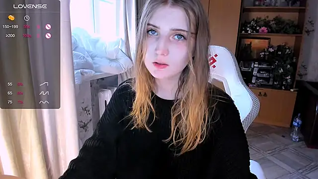 Snapshot of princessaalicc chatting on 09/10/25, 01:54 princessaalicc online show from 09/10/25, 01:54
