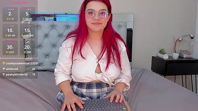 Snapshot of Osiris_rusos chatting on 12/17/24, 05:47 Osiris rusos online show from 12/17/24, 05:47