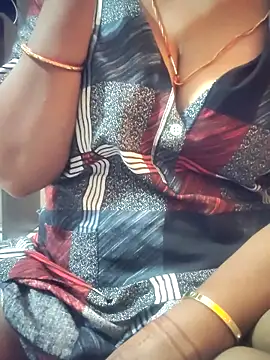 Hot-Anuska online show from 10/31/25, 07:21