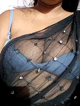Snapshot of Hot-Anuska chatting on 02/21/25, 01:22 Hot-Anuska online show from 02/21/25, 01:22