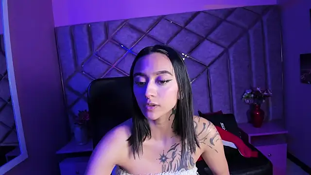 Miaa Thopmson online show from 09/09/25, 02:32