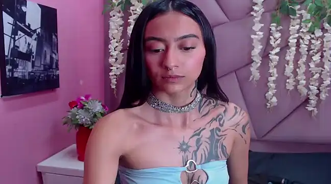 Miaa Thopmson online show from 03/19/25, 08:43