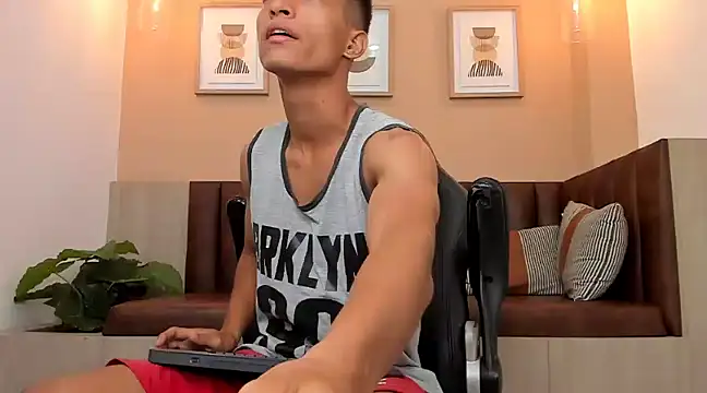 wolf james123 online show from 02/06/25, 03:48