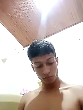 wolf james123 online show from 12/29/24, 04:18