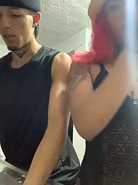 Snapshot of LianSux chatting on 01/03/25, 01:27 LianSux online show from 01/03/25, 01:27