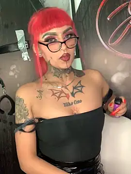 Snapshot of LianSux chatting on 01/22/25, 09:13 LianSux online show from 01/22/25, 09:13