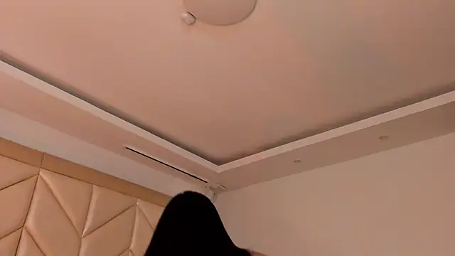 LunaWarner online show from 04/13/26, 10:14