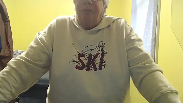 canadiancougar1965 online show from 11/15/25, 05:17