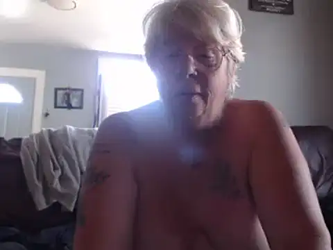 canadiancougar1965 online show from 09/21/25, 02:11