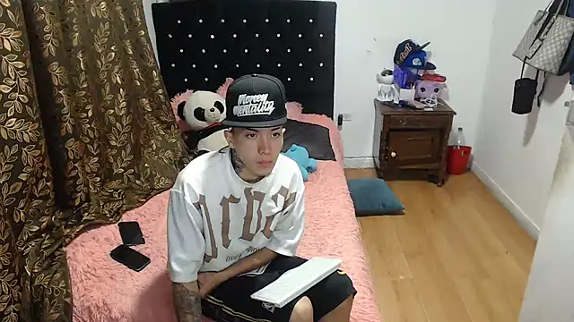 Kitty and jake online show from 03/18/25, 04:07