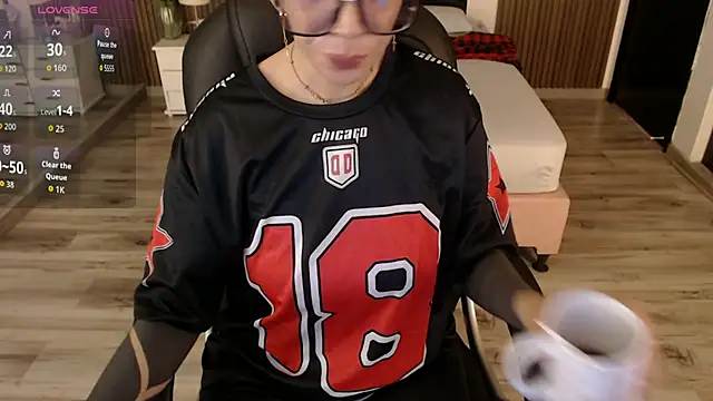 Sam mansson66 online show from 11/18/25, 03:15