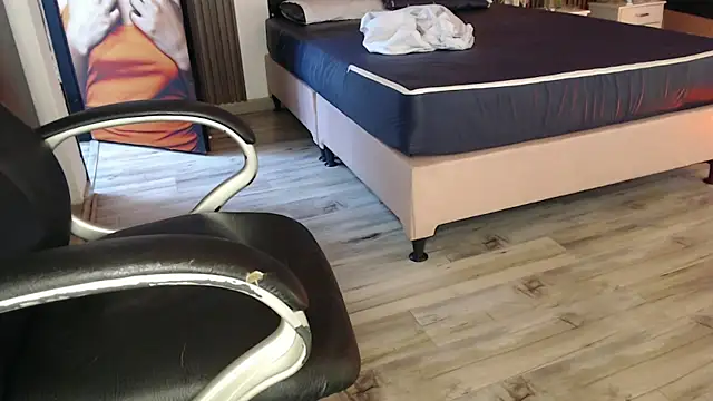 Sam mansson66 online show from 02/19/26, 12:13