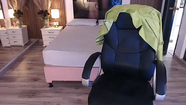 Sam mansson66 online show from 11/08/25, 03:26