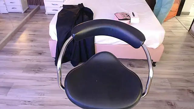 Sam mansson66 online show from 10/08/25, 02:18