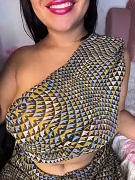 Snapshot of shara_queen1 chatting on 06/04/26, 02:49 shara queen1 online show from 06/04/26, 02:49