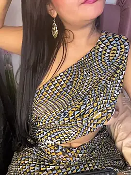 shara queen1 online show from 04/12/26, 02:37