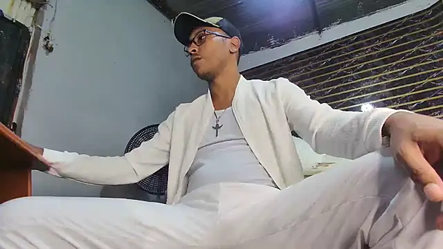 jeffblack2 online show from 12/21/25, 03:14