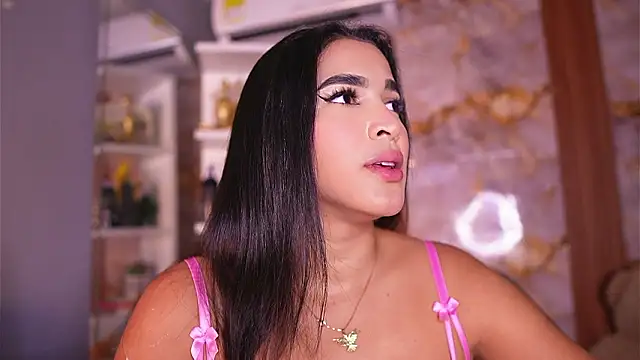 zoey-fox online show from 03/11/26, 11:10