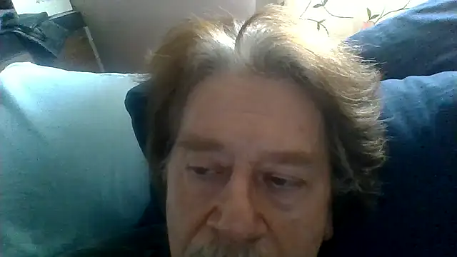 Snapshot of frankie7inch chatting on 06/26/26, 06:03 frankie7inch online show from 06/26/26, 06:03
