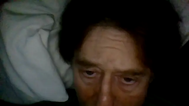 Snapshot of frankie7inch chatting on 05/16/26, 06:45 frankie7inch online show from 05/16/26, 06:45